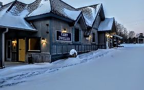 Cliff Dweller Hotel on Lake Superior Tofte Mn